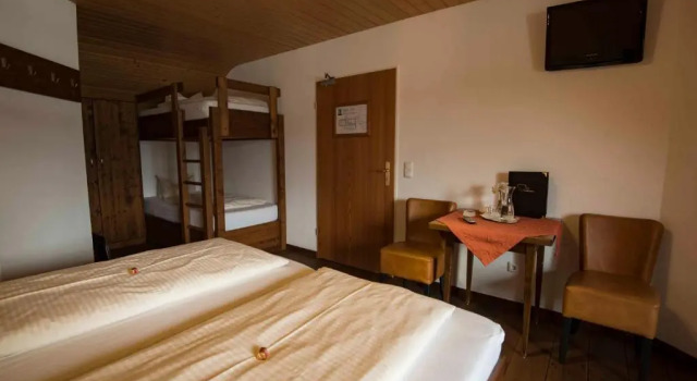 Семейный номер Standard с видом на озеро Panoramahotel Karwendelblick
