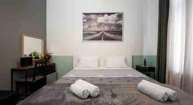 Hotelroom In Berlin n13 Prenzlauer Berg New, Varaa Hotelli Prenzlauer Berg Berliini, lähellä Helmholtzplatz
