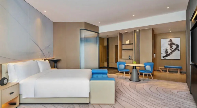 Двухместный номер Premium Crowne Plaza Shanghai Snow World by IHG