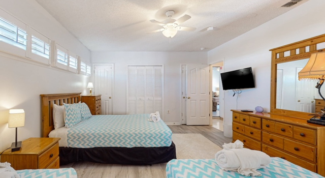 Коттедж Dog-friendly Getaway With Private Pool, Tennis & AC - Near Theme Parks