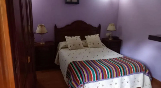 Casa Rural La Fuente, Buchen Sie Pension Tejedo del Sil Kastilien-León