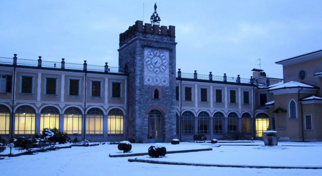Casa Don Guanella, Забронировать Гостевой дом Отели Испра с парковкой, Парковка