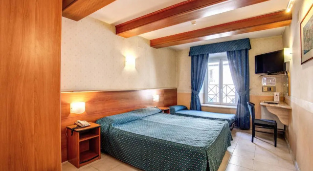 Трёхместный номер Standard Hotel Verona Rome