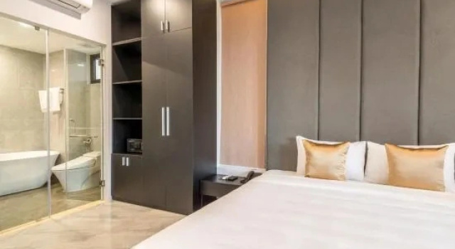 Люкс с 2 комнатами с видом на бассейн Elong ME Hotel (Suzhou Industrial Park Dongsha Lake Ecological Park)