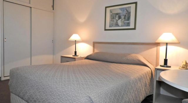 Hotel Tres Cruces, Prenota Hotel Hotel economici a Montevideo