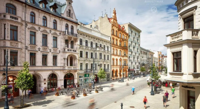 Royal Aparthotel Piotrkowska 33, Забронировать Апартаменты/квартира Отели Лодзинское воеводства с парковкой, рядом с Улица Петрковская, Парковка