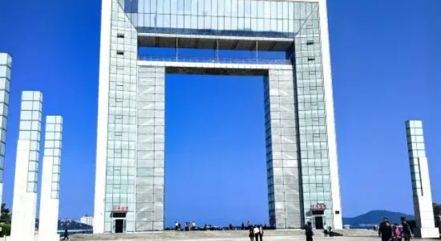 Weihai Ancient Street | Ease Residence Guesthouse (Xingfu Men Branch of Weihai High Plaza), Prenota Hotel Hotel a Shandong con parcheggio, Parcheggio