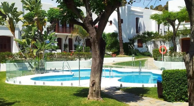 Estepona - Playa - Estudio de 1 dormitorio cerca del mar AL9, Забронировать Отель Эстепона Коста-дель-Соль