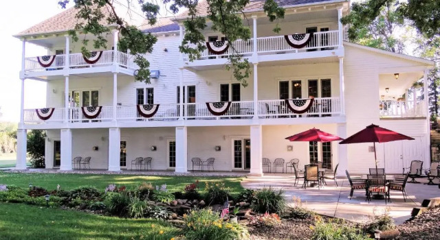 The Oakwood Inn, Réserver Chambre d'hôtes Okoboji Iowa