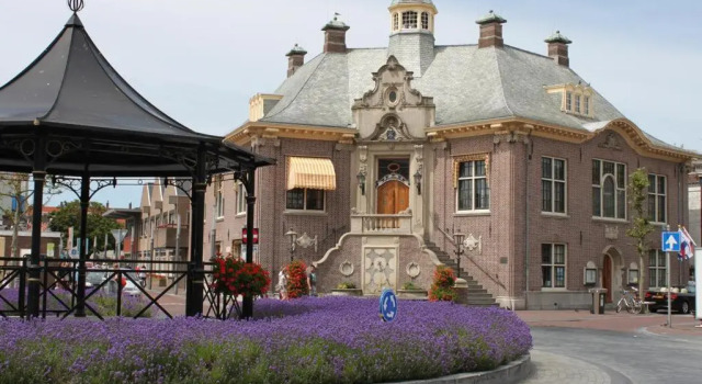Студия Hendrika Apartments