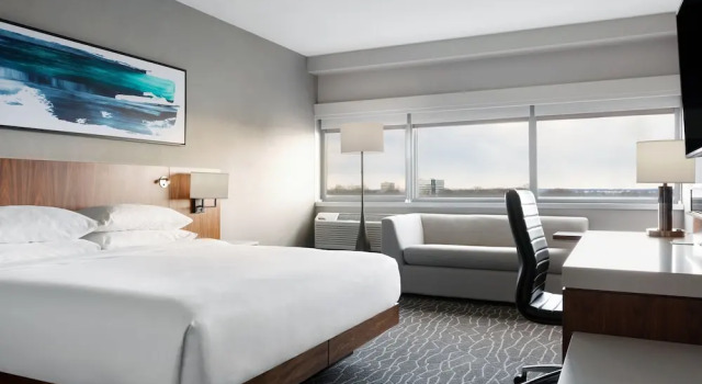 Полулюкс c 1 комнатой Delta Hotels by Marriott Woodbridge