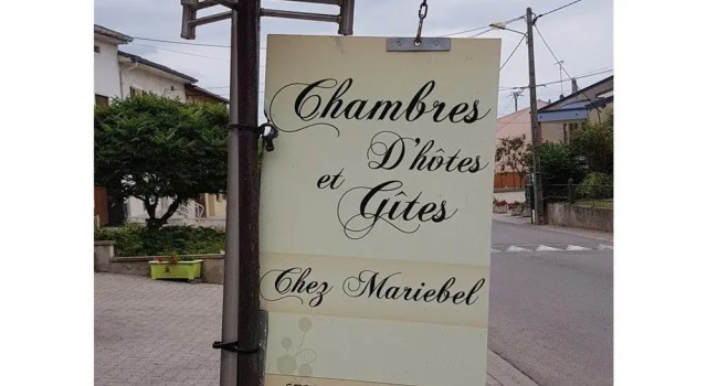 Chez Mariebel, Book Hotel Hoteller i Ottonville med parkering, Parkering