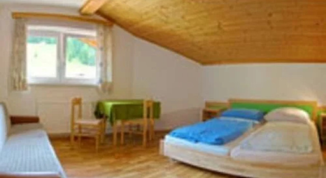 Jugendgästehaus Steiner, Забронировать Отель Эбен Salzburger Sportwelt