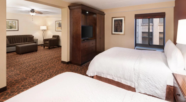 Hampton Inn Cleveland-Downtown