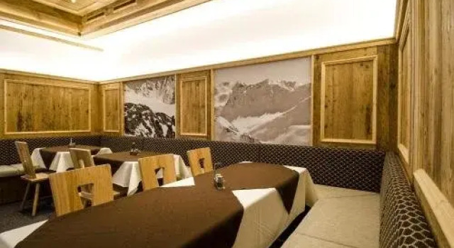 Apart Forum, Rezervovat Hotel Hotely v Tyrolsko s parkováním, Parkování
