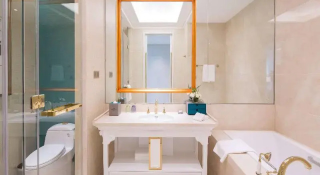 Номер Standard Howard Johnson Plaza Ningbo
