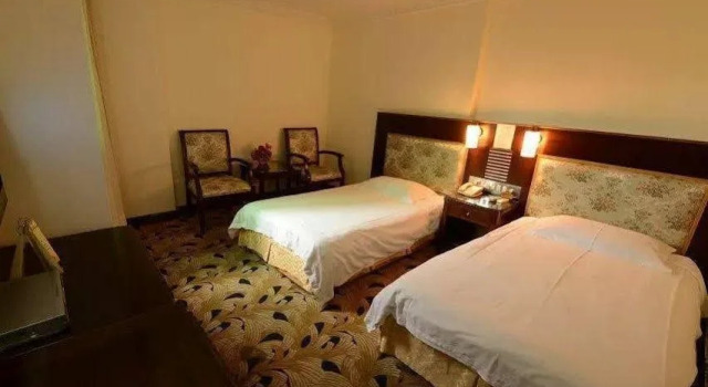 Kaiserdom Hotel Ouzhuang, Boek Hotel Hotels in Guangdong met parkeren, Parkeren