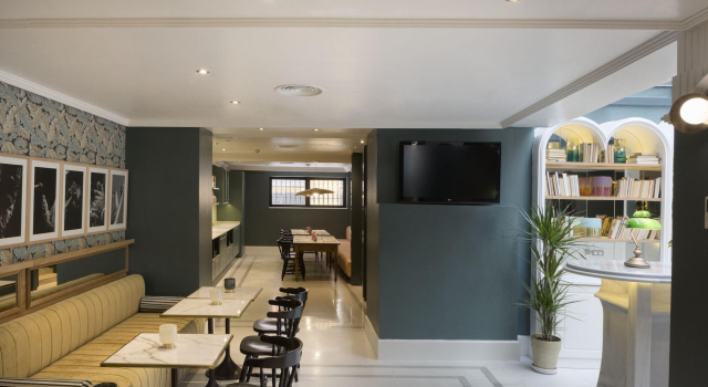 Petit Palace Puerta de Triana, Забронировать Отель Отели Севильи 3 звезды, рядом с Mercado de Triana, 3*