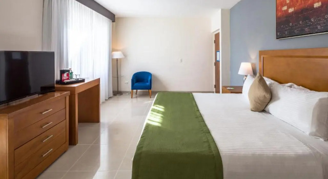 Двухместный люкс c 1 комнатой Wyndham Garden Playa del Carmen