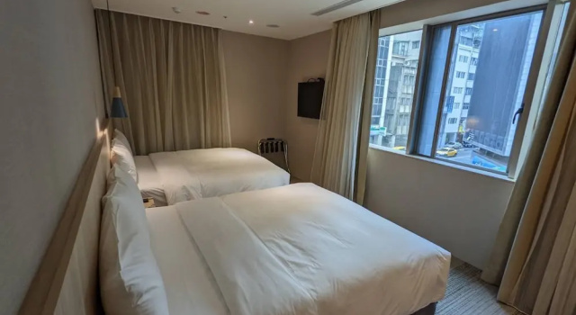 Четырёхместный семейный номер Standard N Hotel