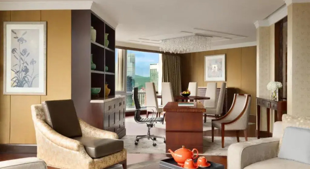 Люкс Deluxe Futian Shangri-La, Shenzhen
