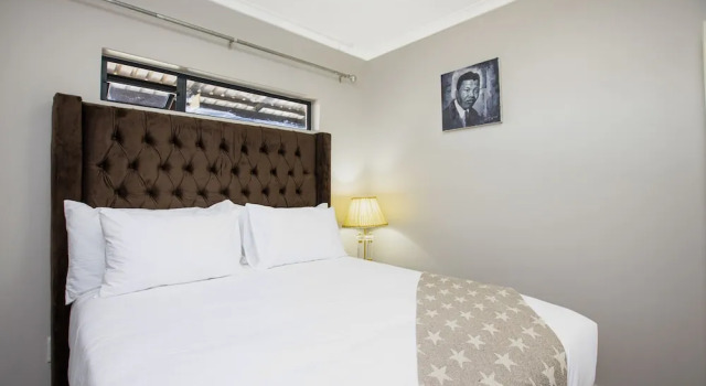 Waterfall Ridge, Boek Appartement Midrand 