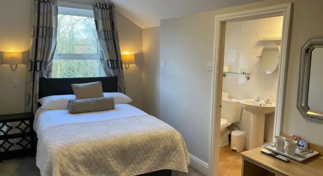 Westlynne Hotel/Apartments, Varaa Huoneisto Asunnot kohteessa Merseyside, Huoneisto