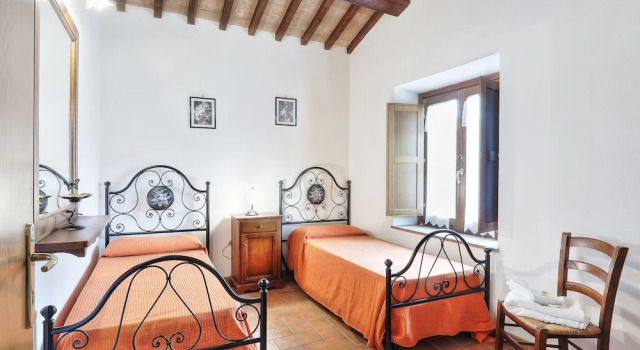 Agriturismo Cerqueto, Забронировать Дом для отпуска Отели Аквапенденте с парковкой, Парковка