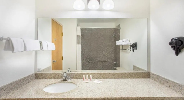 Номер Standard Ramada by Wyndham St George