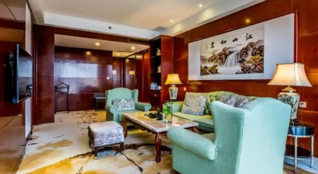 Dyrektorski suite Liangda International Hotel
