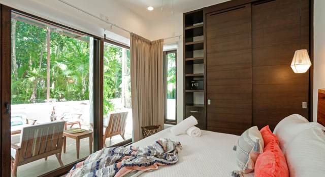 Семейная вилла Marvellouse Town House, Terrace, Pool and Golf
