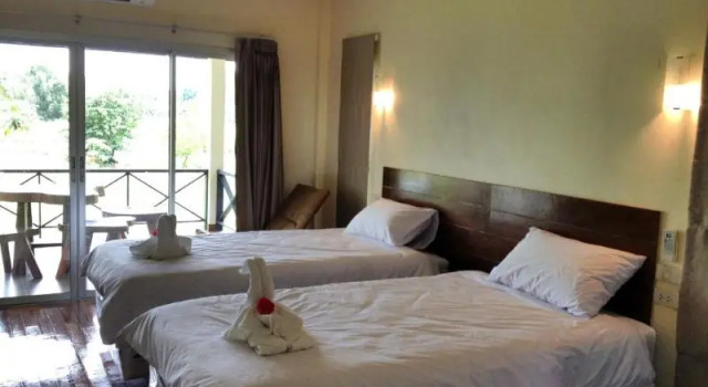 Номер Superior Be Fine Sabuy Hotel and Resort by ZUZU