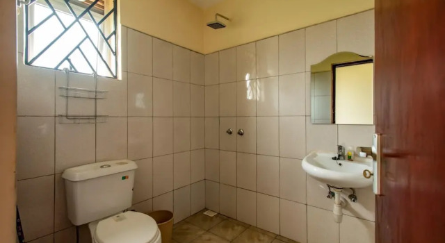 Апартаменты Stunning 3-bed Apartment in Najjera