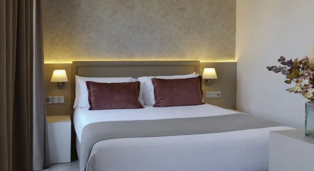 Полулюкс с балконом Musik Boutique Hotel