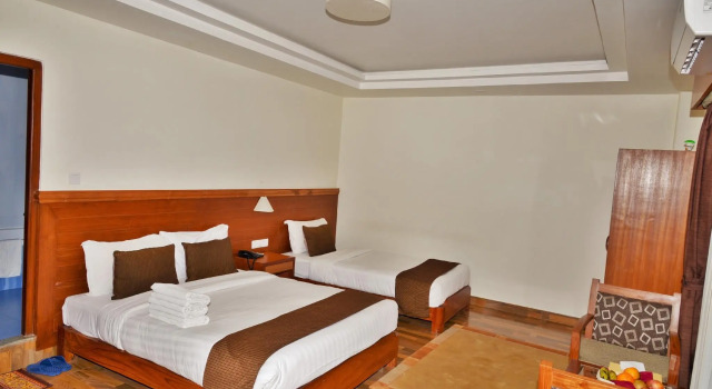 Семейный номер Standard с балконом Mount View Pokhara