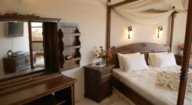 An Unspoilt Setting, Luxurious Surroundings and a Warm, Personal Welcome, Rezervovat Vila Hotely v Fethiye Area s parkováním, Parkování