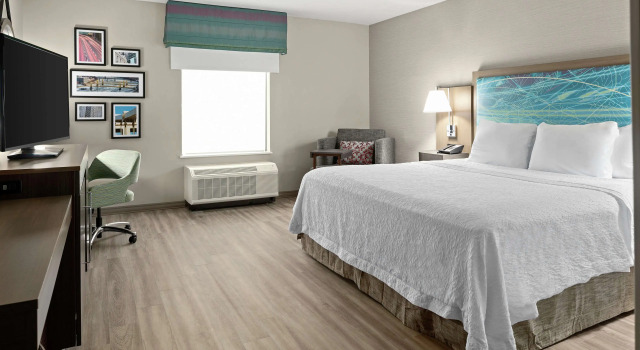 Hampton Inn & Suites Cranberry Pittsburgh, Забронировать Отель Крэнберри-Тауншип Пенсильвания, рядом с Спортивный комплекс UPMC Lemieux