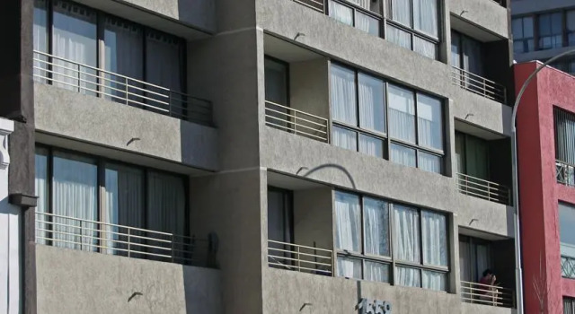 RUMA Departamentos Amoblados Manquehue, Забронировать Отель Отели Сантьяго с бассейном, рядом с Парк Араукано, Бассейн