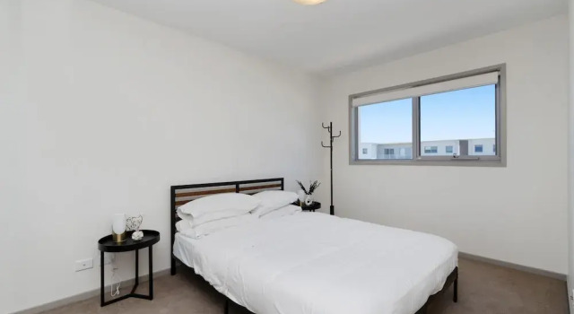 Elegant 2-bed Apartment With Balcony, Book Lejlighed Gungahlin 
