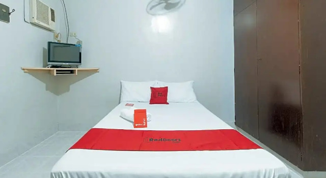 RedDoorz at The VJour Hotel Angeles, Book Hotel Mabalacat Pampanga