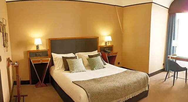 Номер Standard Hôtel Carlton Lille