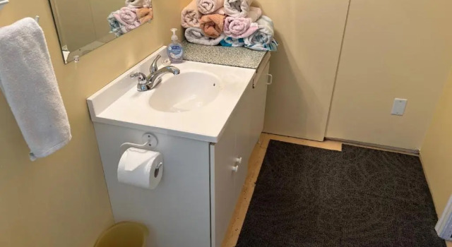 Кровать в общем номере Chars Landing Hostel