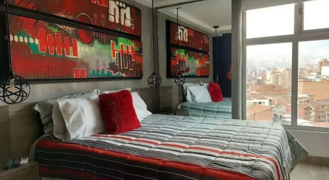 Stylish Loft in Laureles Gorgeous views, Забронировать Апартаменты/квартира Laureles Медельин, рядом с San Antonio's Square