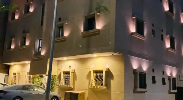 شقة خاصة بتصميم مختلفة وجميل في موقع ممتازEntire apartment, Book Lejlighed Al-Hofuf 