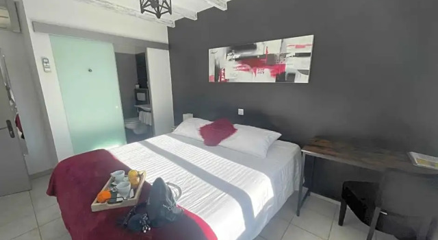 Двухместный номер Standard Les Loges du Luberon
