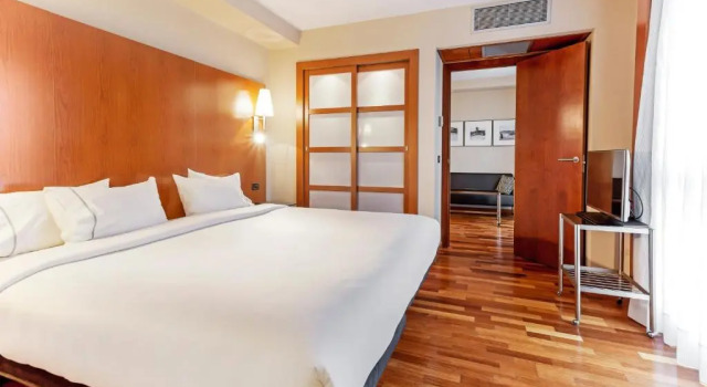 Полулюкс B&B HOTEL Zaragoza Los Enlaces Estación