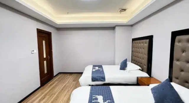 Четырёхместный люкс Premier Ziling Qiyue Hotel (Xinbei Xiaohe Middle School Branch)