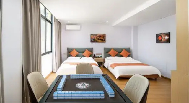 Люкс Deluxe Guxin Hotel (Zhonglu Village)