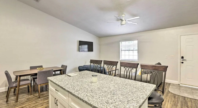 Quaint Tallahassee Townhome ~ 2 Mi to Fsu!