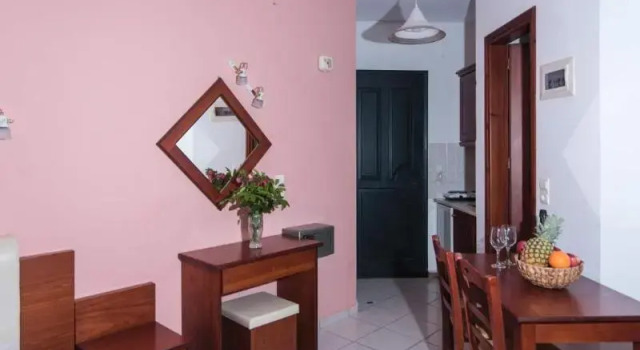 Номер Standard с балконом и с видом на бассейн Ariadni Palace Apartments